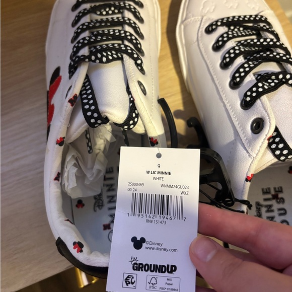 Disney Kids Sneakers - White with Black and Red Details - Picture 4 of 4